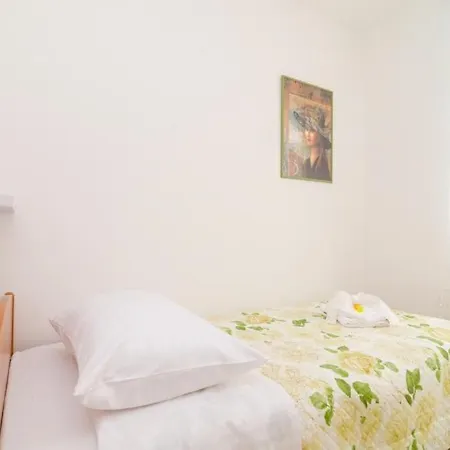 Blue Jelena Apartman *